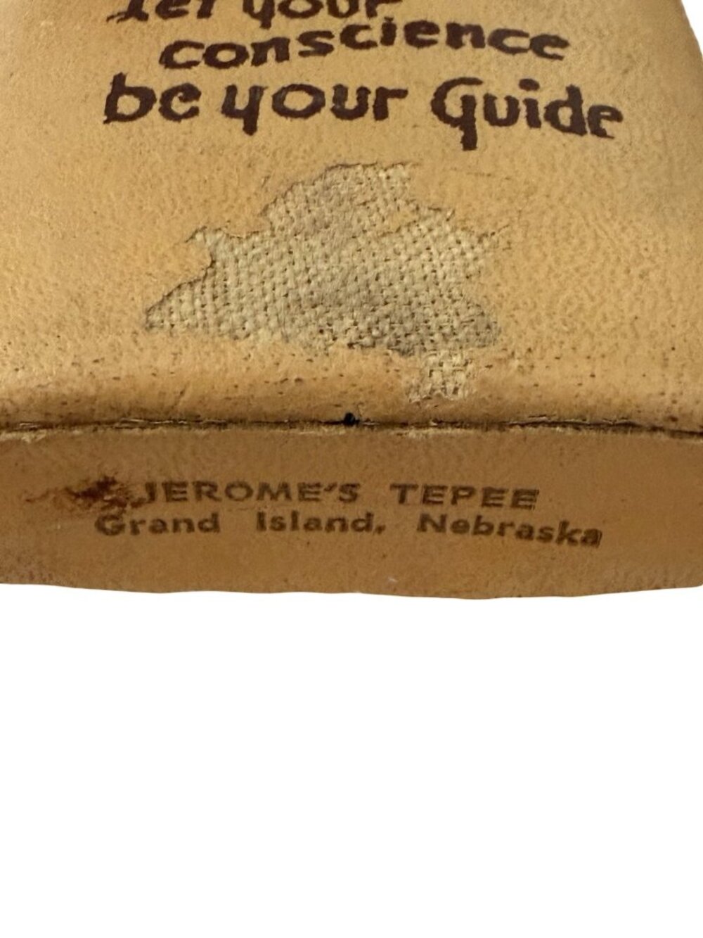 Vintage Jerome's Tepee Grand Island Nebraska Glass Flask Leather Covered Souveni - Picture 4 of 6